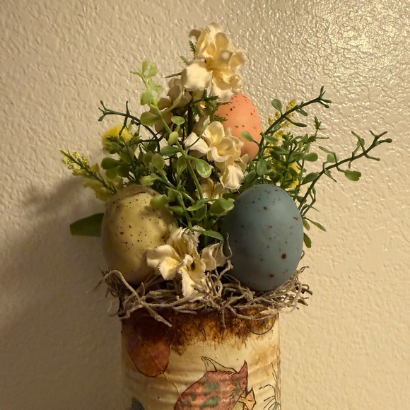 Handmade Easter/Spring Decor - Picture 2 of 9